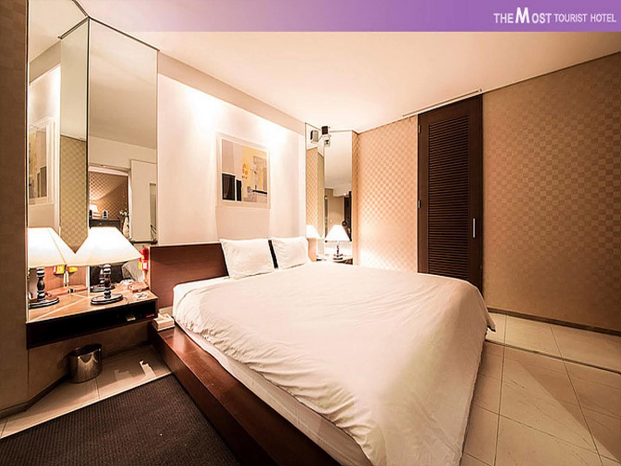 The Most Hotel Сувон Екстер'єр фото